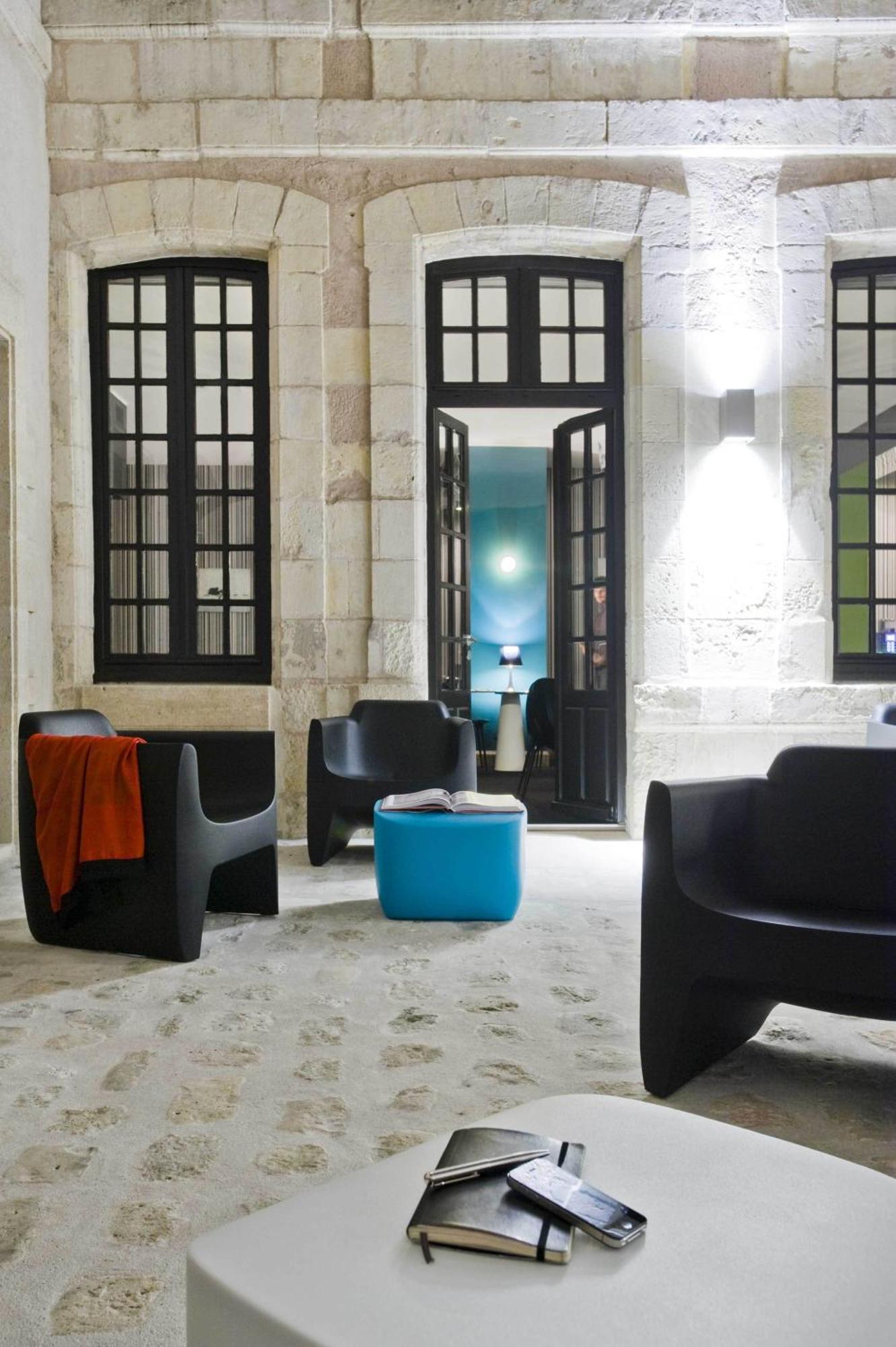Hotel La Monnaie Arty & Spa ลาโรแชล ภายนอก รูปภาพ