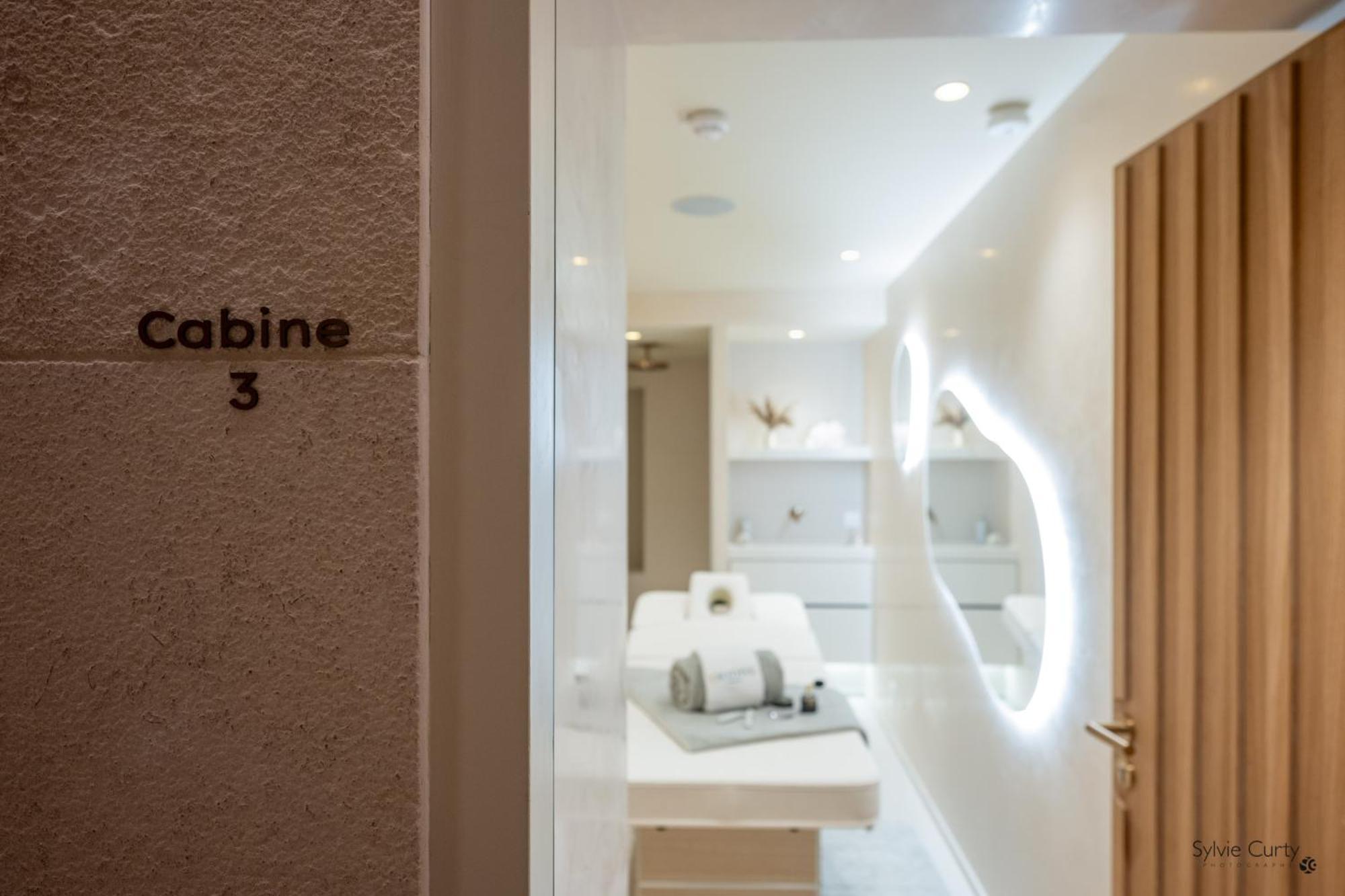 Hotel La Monnaie Arty & Spa ลาโรแชล ภายนอก รูปภาพ