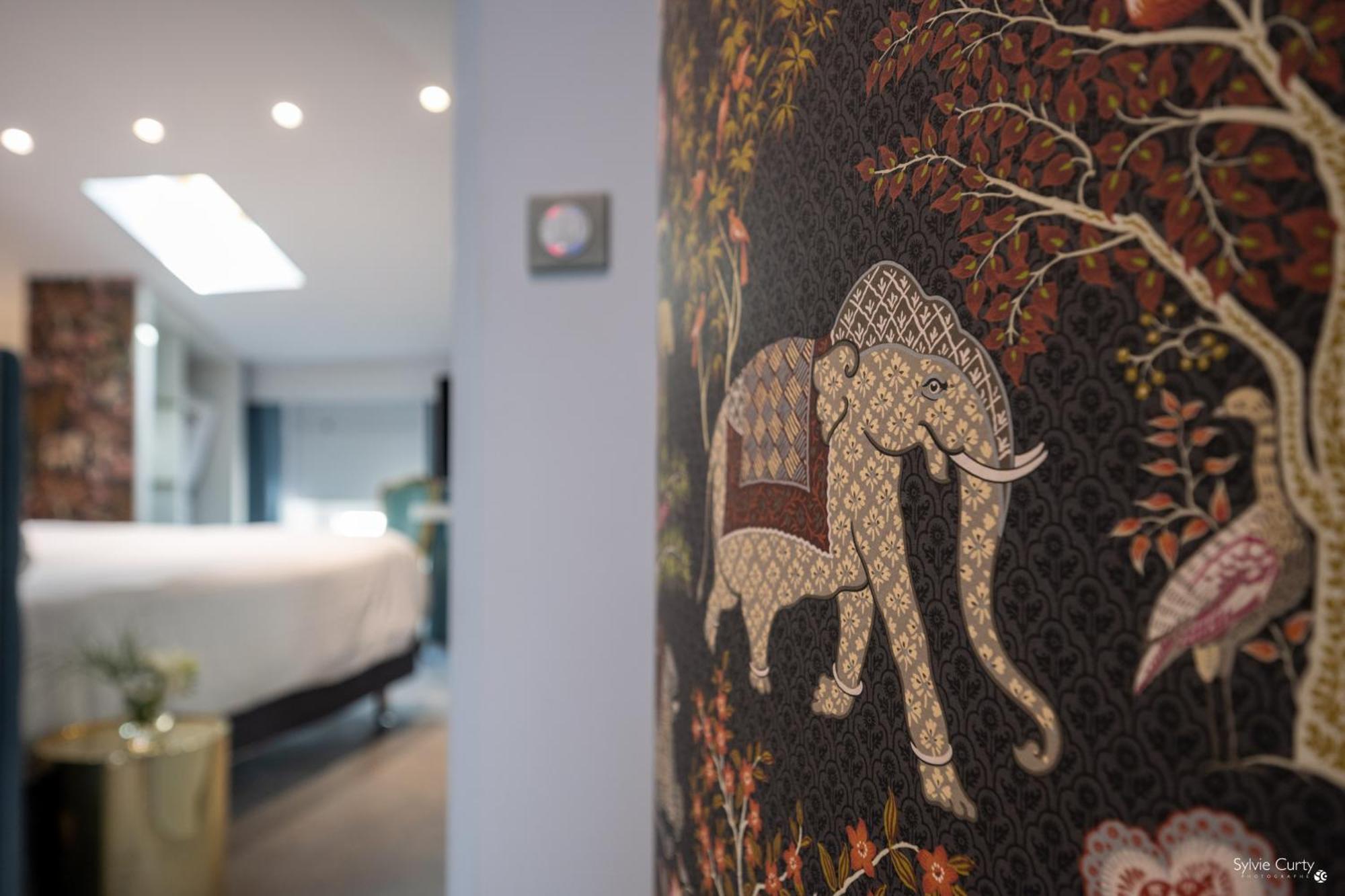 Hotel La Monnaie Arty & Spa ลาโรแชล ภายนอก รูปภาพ