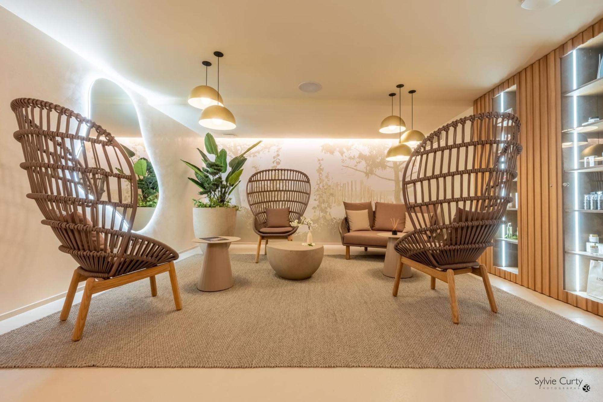 Hotel La Monnaie Arty & Spa ลาโรแชล ภายนอก รูปภาพ