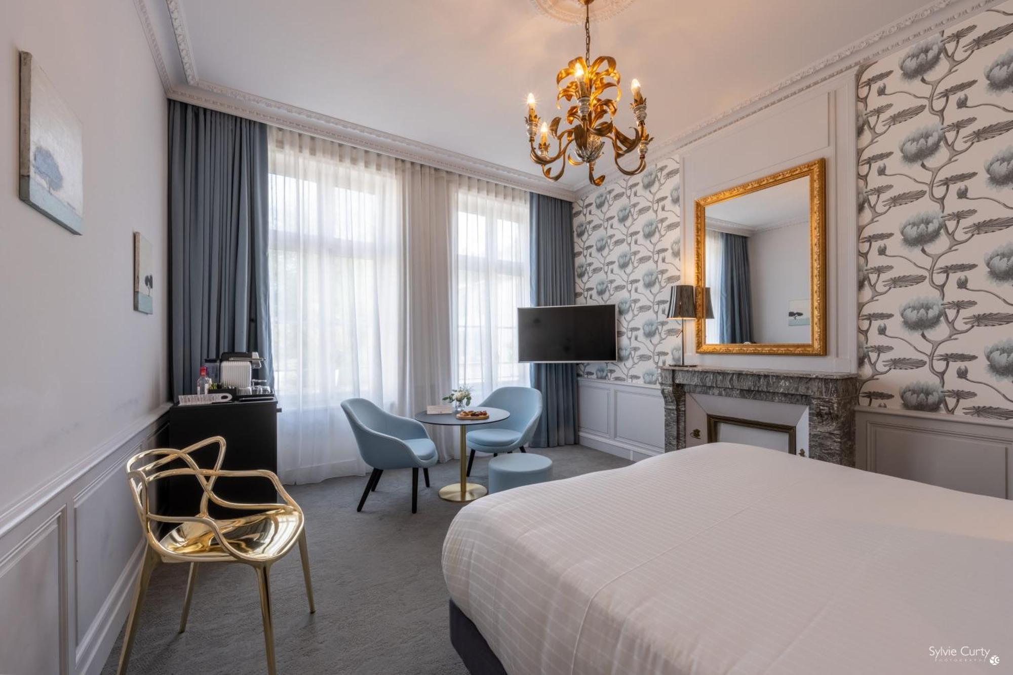 Hotel La Monnaie Arty & Spa ลาโรแชล ภายนอก รูปภาพ