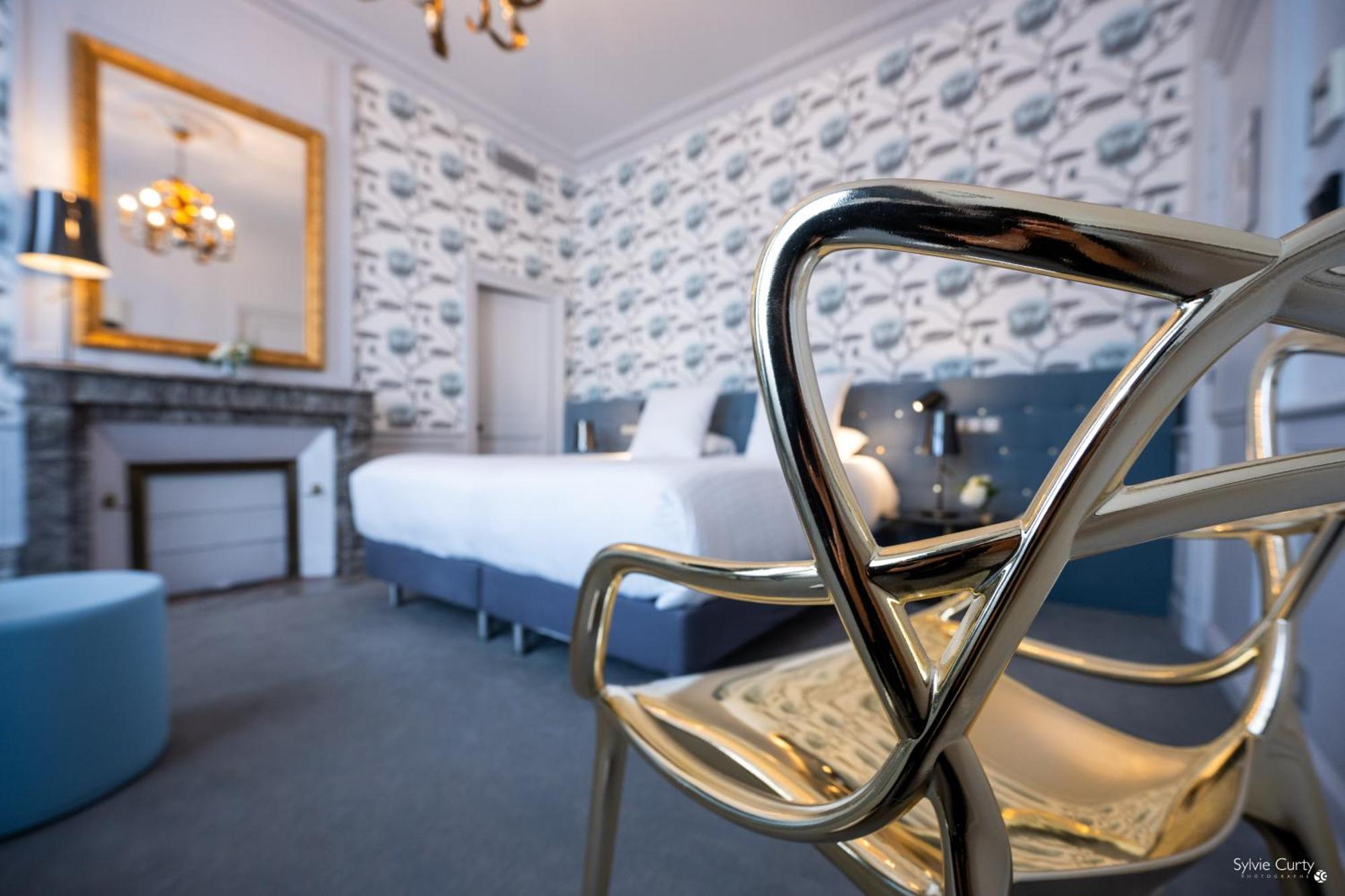 Hotel La Monnaie Arty & Spa ลาโรแชล ภายนอก รูปภาพ