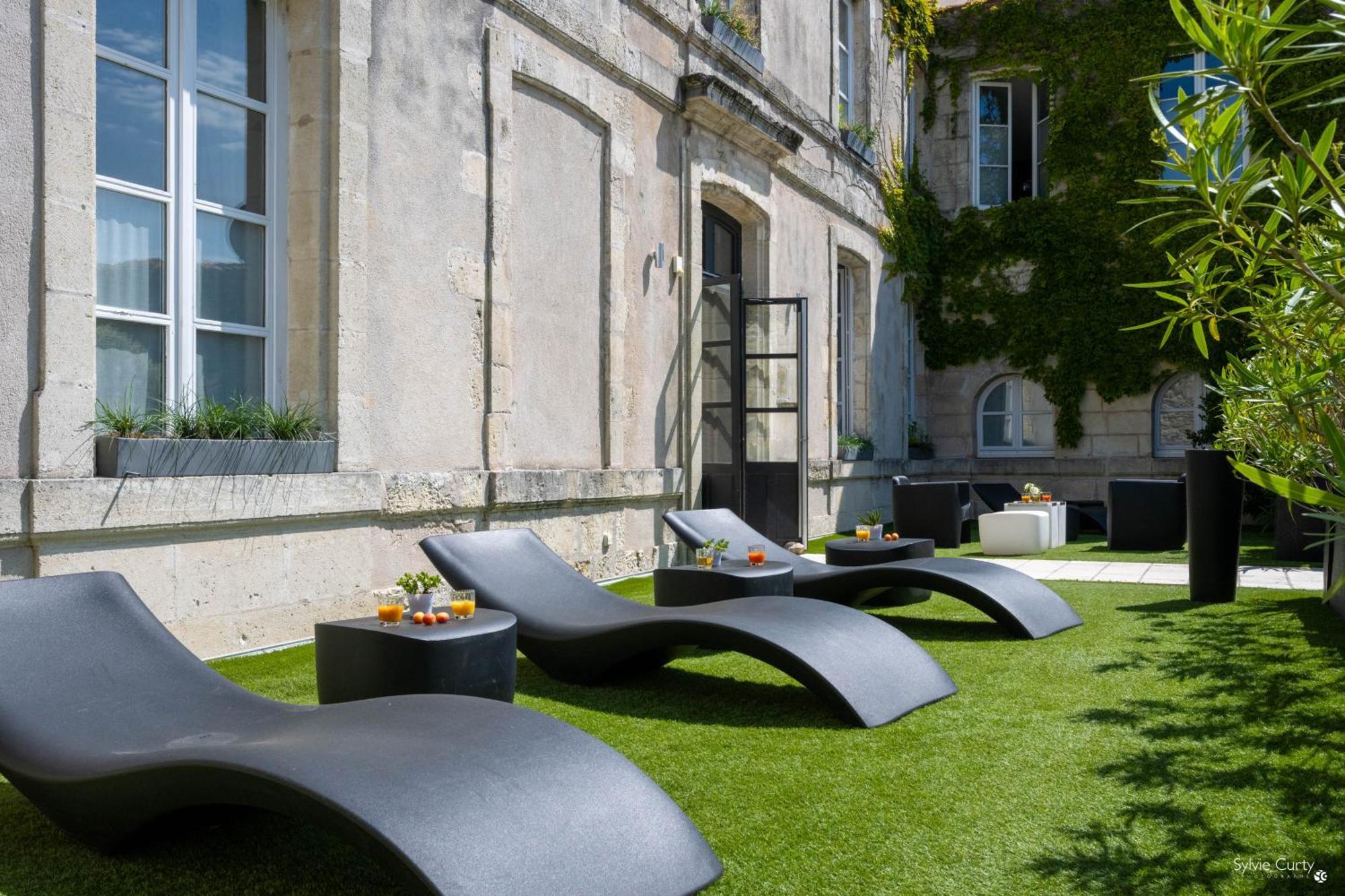 Hotel La Monnaie Arty & Spa ลาโรแชล ภายนอก รูปภาพ